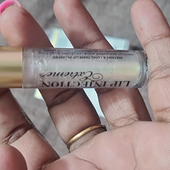 LIP INJECTION FROM TOO FACED - Picture 3 of 3